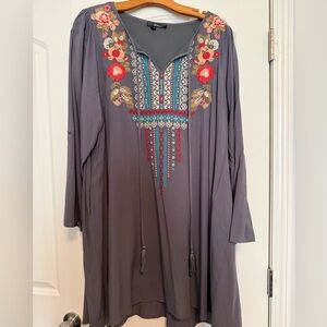 ANDREE BY UNIT Charcoal dress with Colorful Embroidery